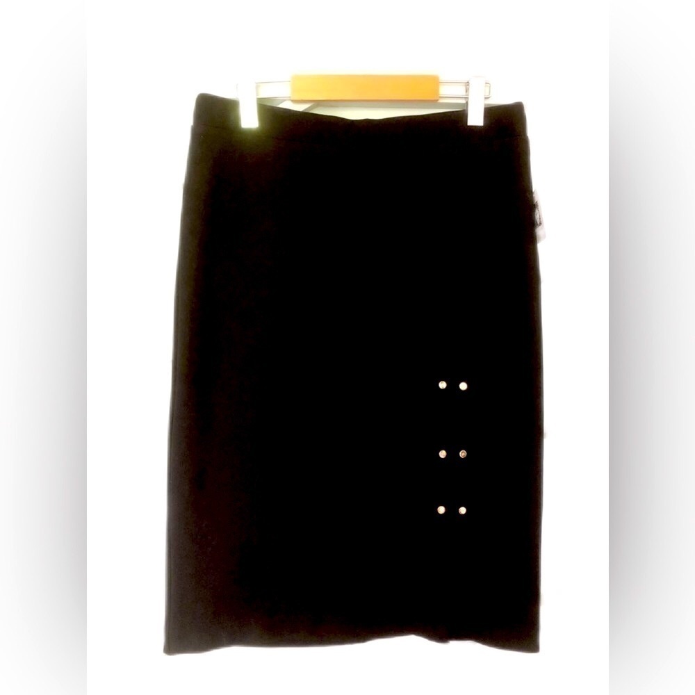 NWT Anne Klein Size 8 Black Skirt